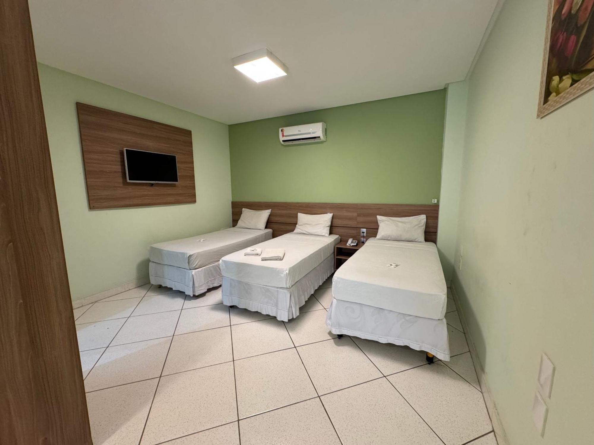 Domus Hotel Cidade Nobre Ипатинга Екстериор снимка