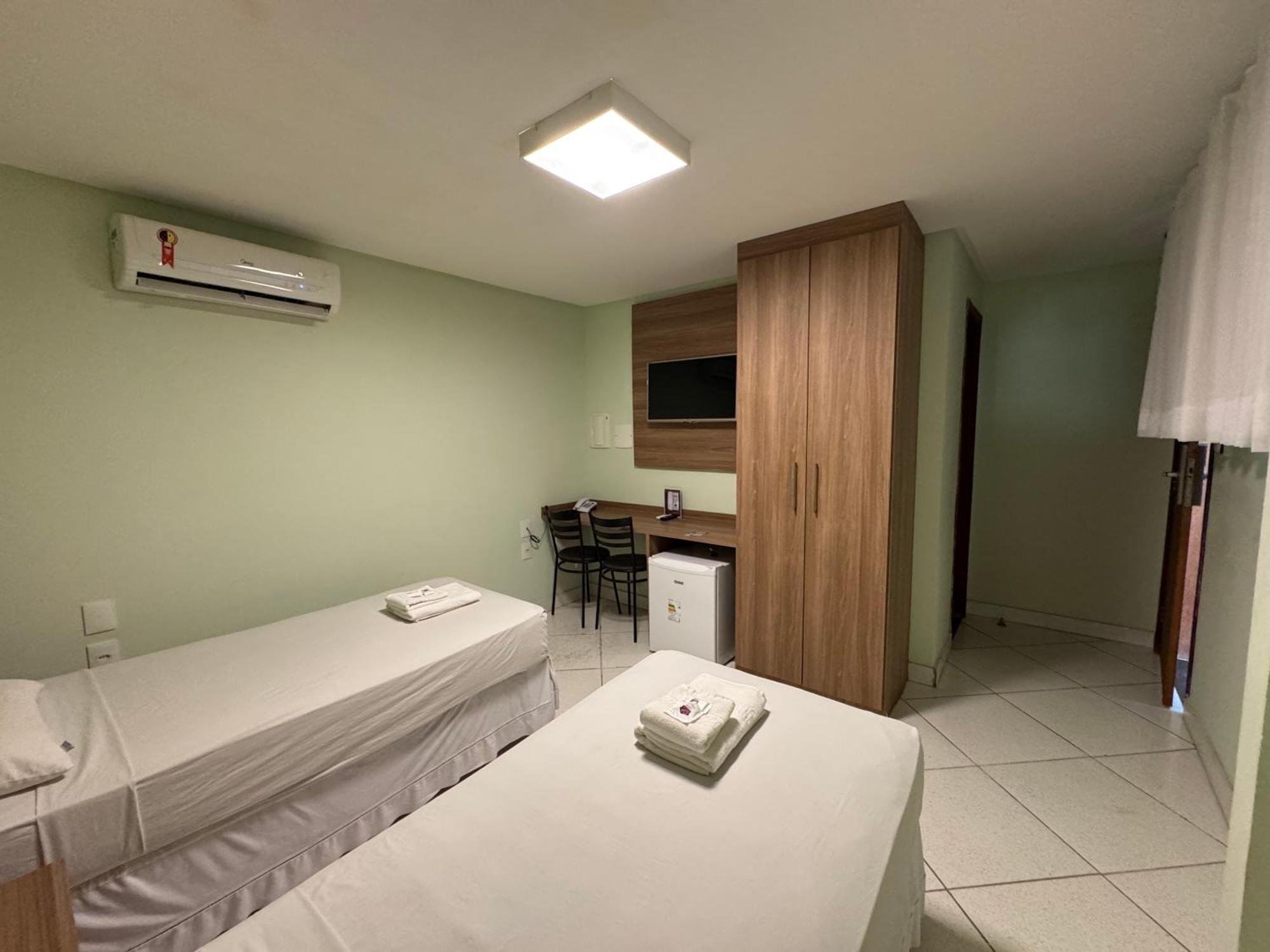 Domus Hotel Cidade Nobre Ипатинга Екстериор снимка