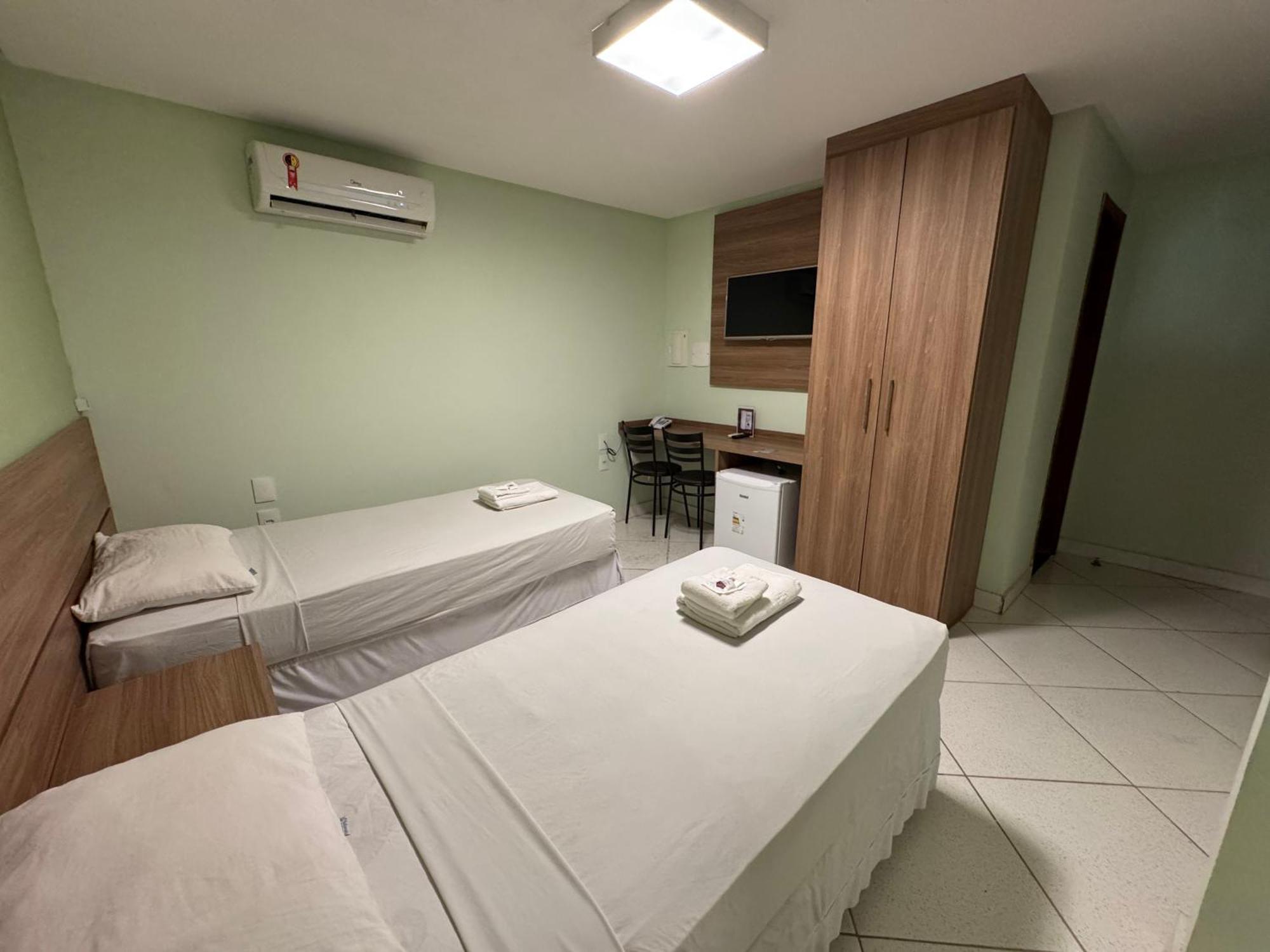 Domus Hotel Cidade Nobre Ипатинга Екстериор снимка