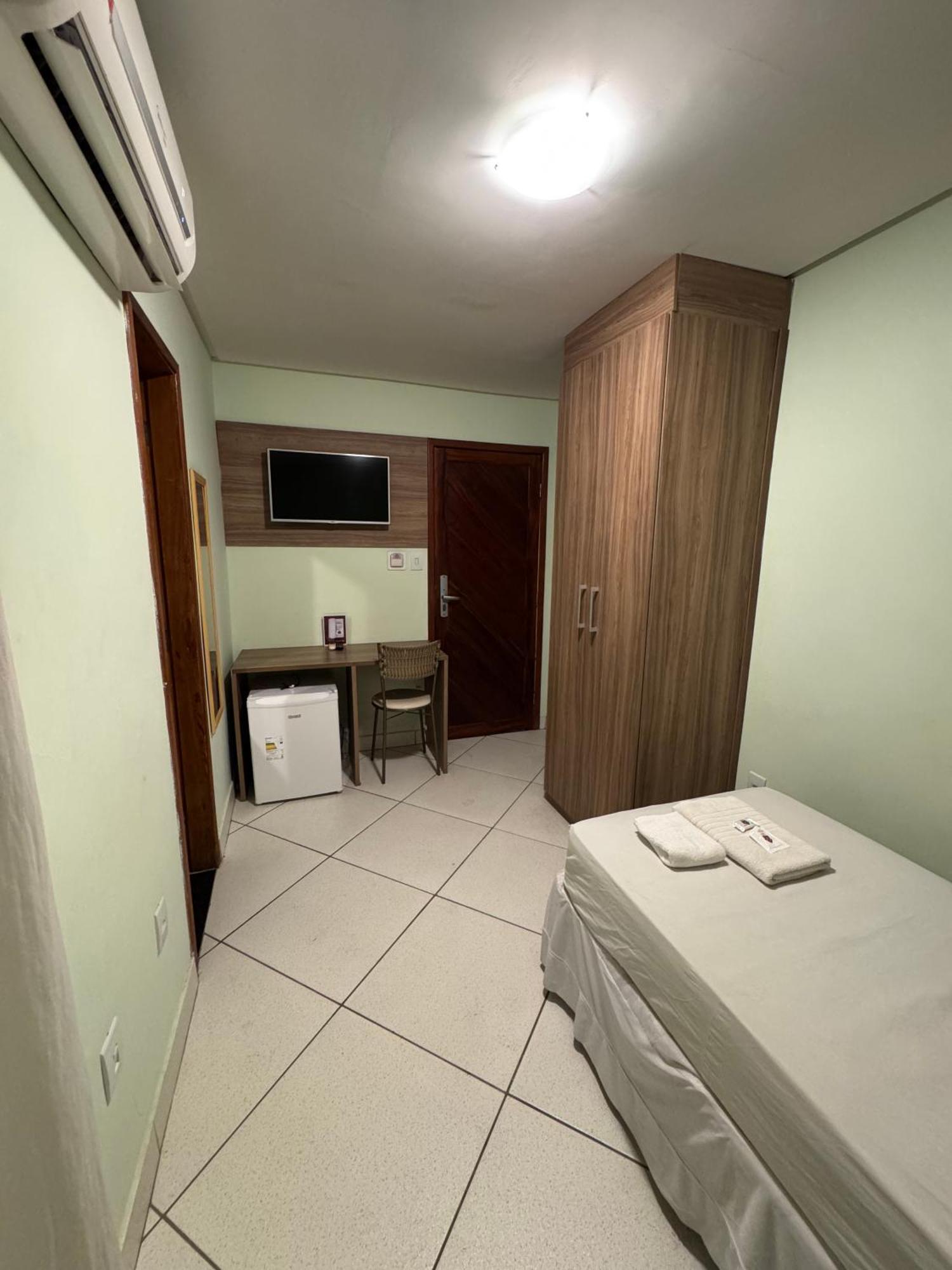 Domus Hotel Cidade Nobre Ипатинга Екстериор снимка
